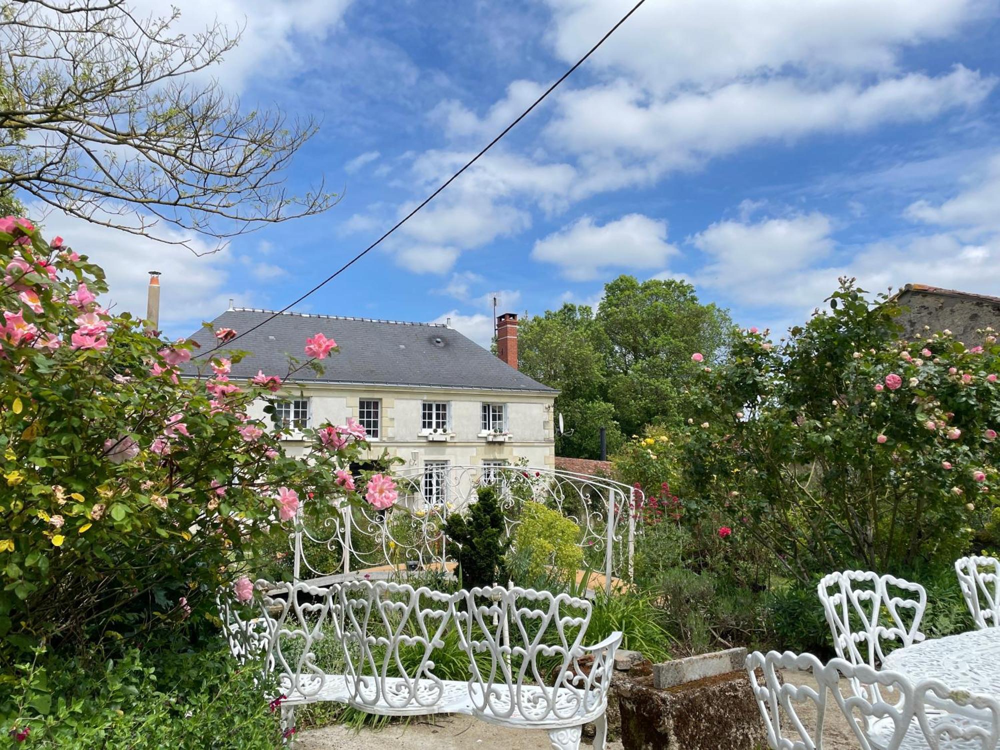 Chambre De Charme Dans Un Jardin De 1500M2 Nueil-sur-Layon ภายนอก รูปภาพ